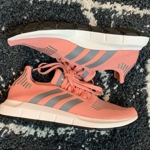 COPY - Adidas Swift Run
